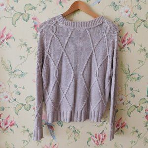 🦔🐾 Criss Cross Ribbed Hem Sweater